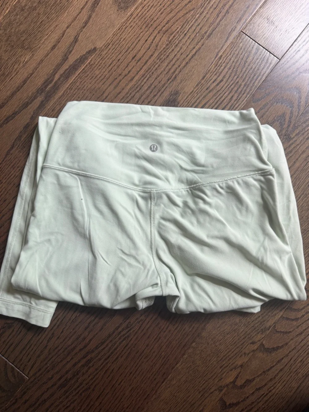 Lululemon size 8